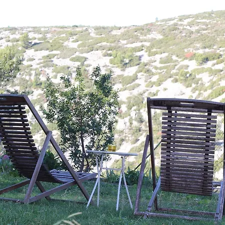 La Garrigue Bed & Breakfast *