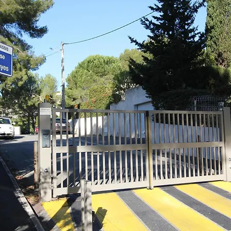 Bed & Breakfast La Garrigue Cassis